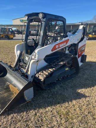 Image of Bobcat T66 equipment image 4