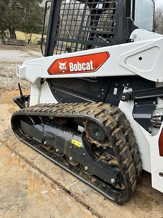 Image of Bobcat T66 equipment image 4