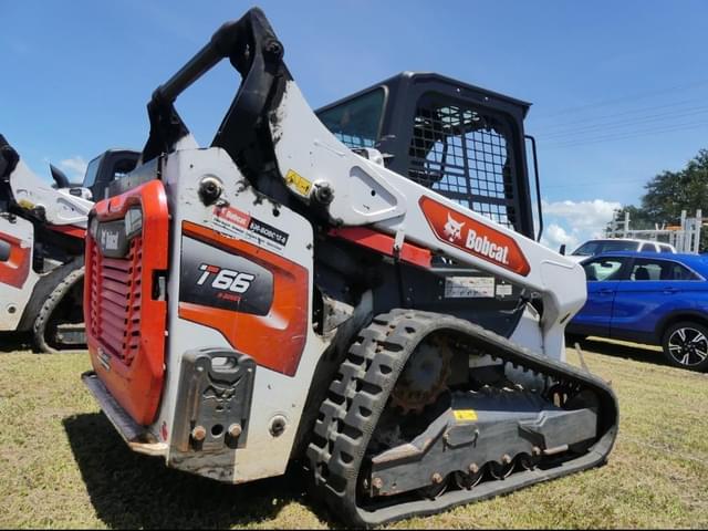 Image of Bobcat T66 equipment image 3