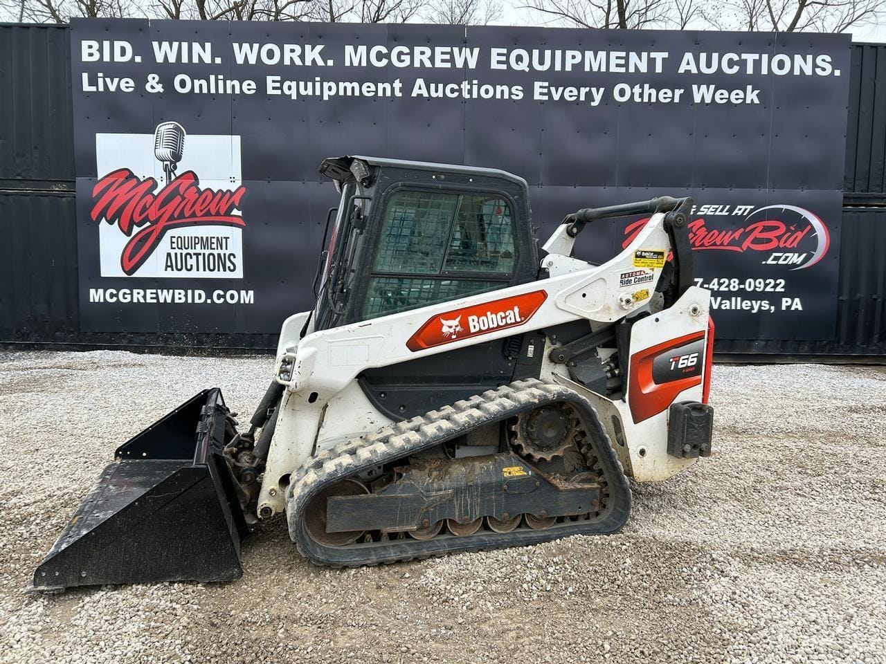 2023 Bobcat T66 Equipment Image0