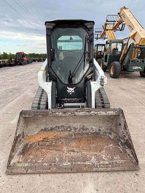 Image of Bobcat T66 equipment image 3
