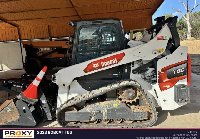 Image of Bobcat T66 equipment image 3
