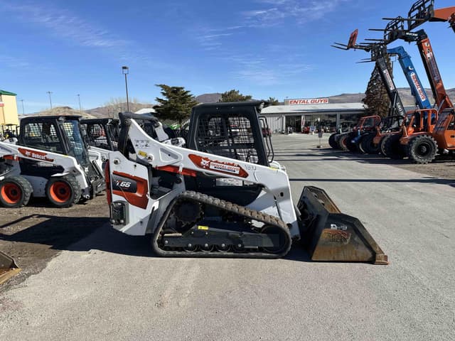Image of Bobcat T66 equipment image 2