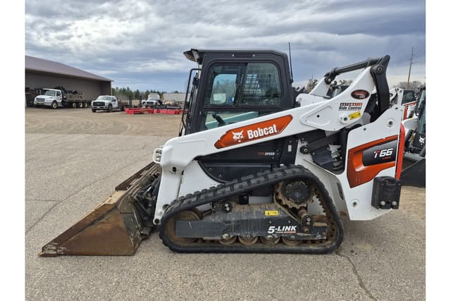 Image of Bobcat T66 equipment image 1