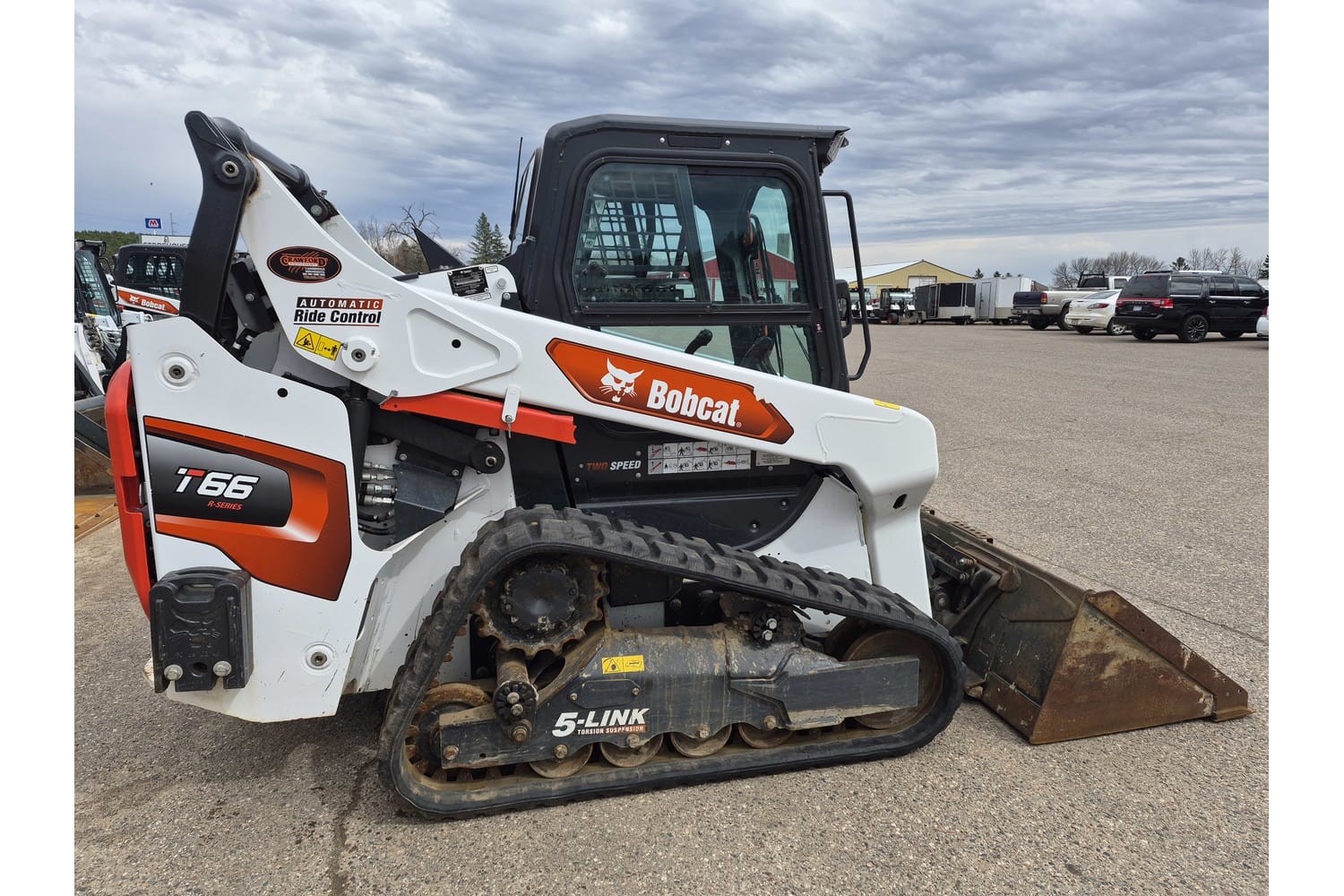2023 Bobcat T66 Equipment Image0