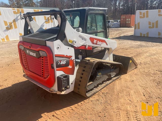 Image of Bobcat T66 equipment image 4