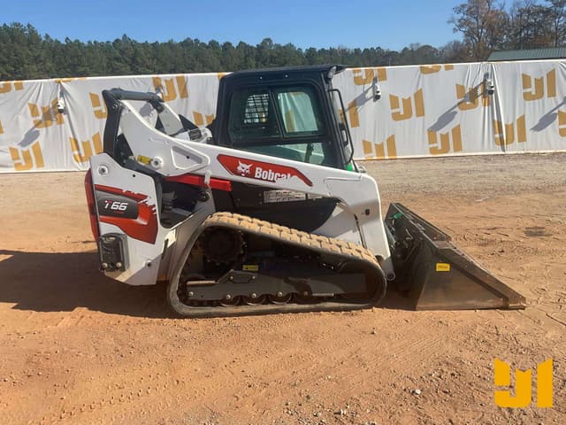 Image of Bobcat T66 equipment image 3