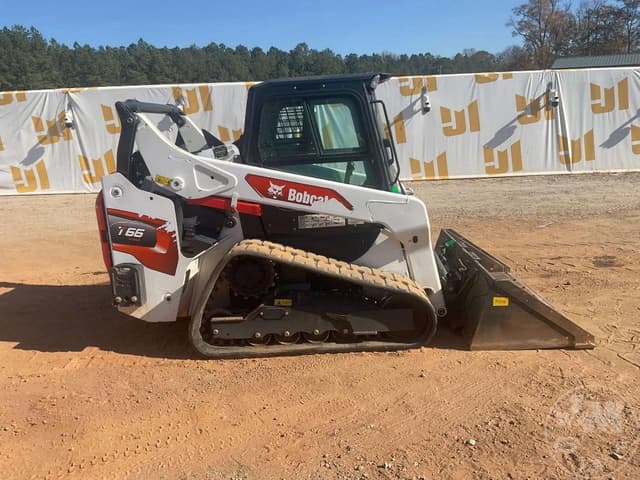 Image of Bobcat T66 equipment image 3