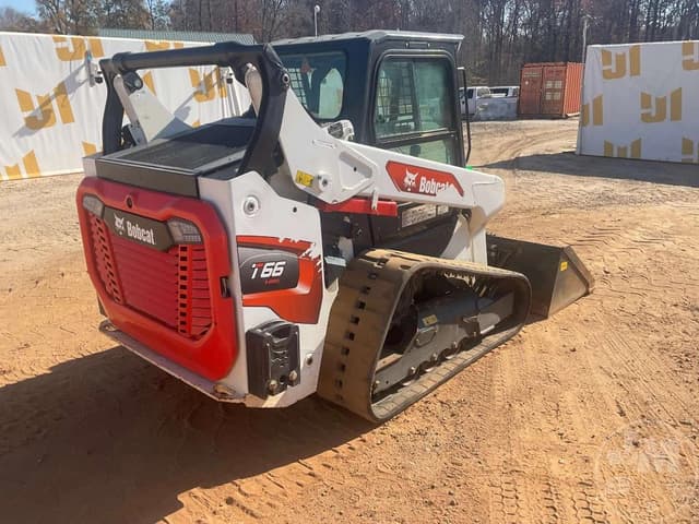 Image of Bobcat T66 equipment image 4