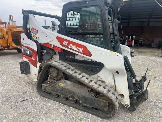 Image of Bobcat T66 equipment image 2