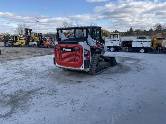 Image of Bobcat T66 equipment image 3