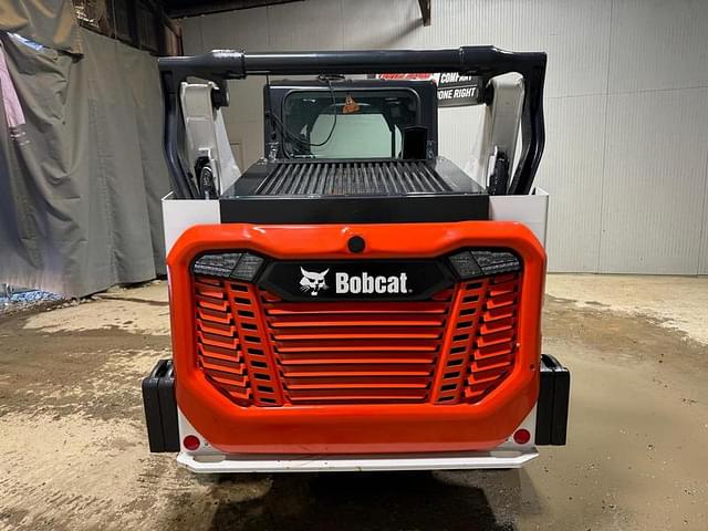 Image of Bobcat T66 equipment image 4