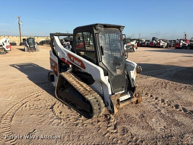 Image of Bobcat T66 equipment image 2