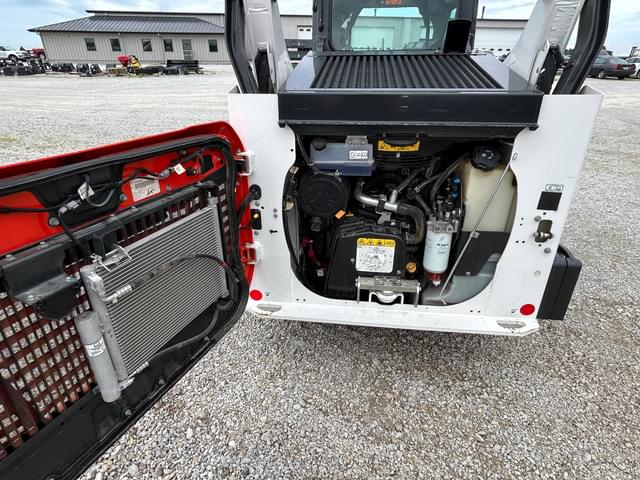 Image of Bobcat T66 equipment image 3