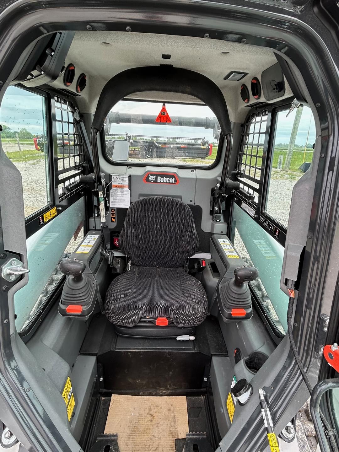 Image of Bobcat T66 Primary image