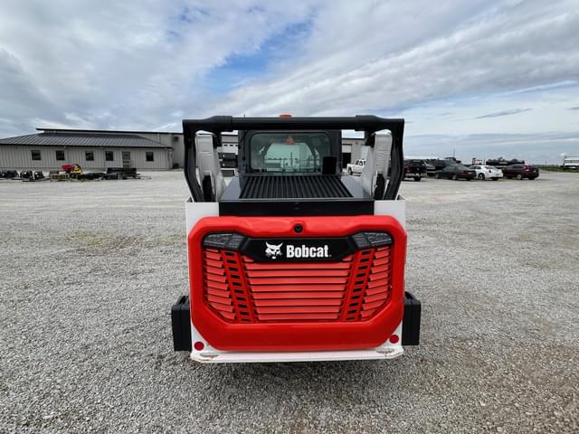 Image of Bobcat T66 equipment image 4