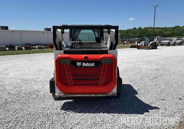 Image of Bobcat T66 equipment image 3