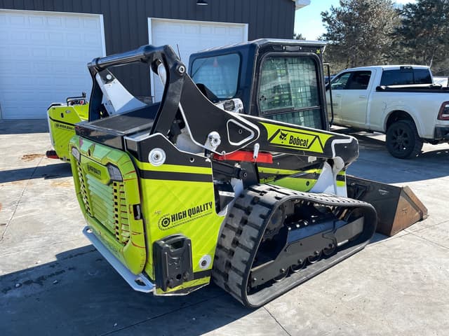 Image of Bobcat T66 equipment image 4