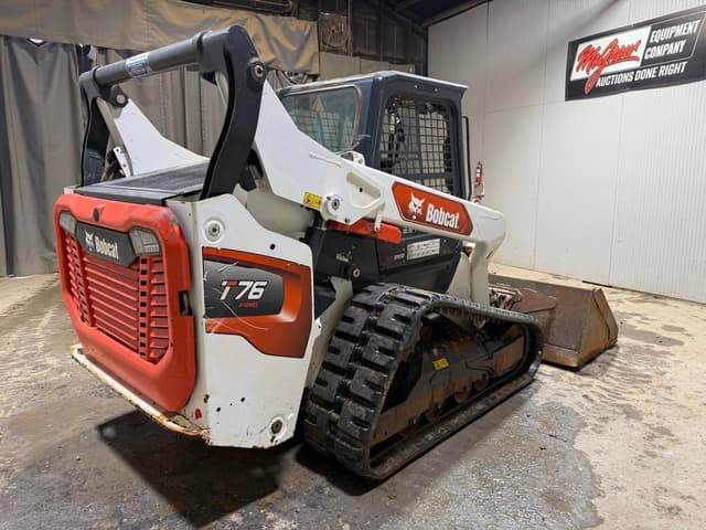 Image of Bobcat T76 equipment image 4