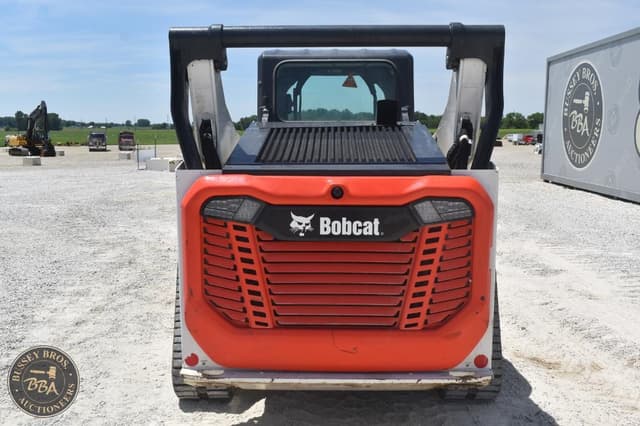 Image of Bobcat T76 equipment image 3