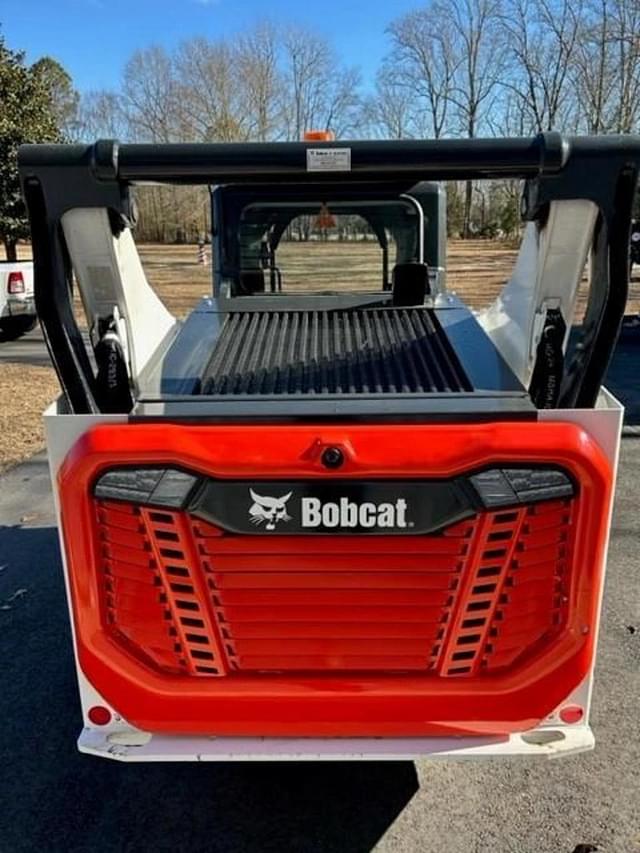 Image of Bobcat T76 equipment image 2