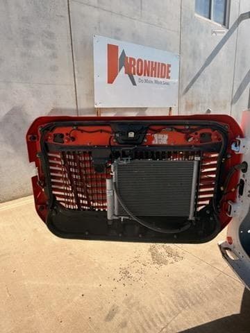 Image of Bobcat T76 equipment image 4