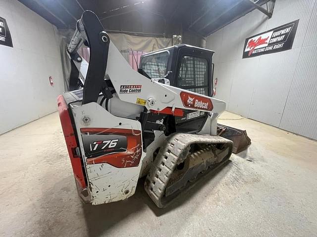 Image of Bobcat T76 equipment image 4
