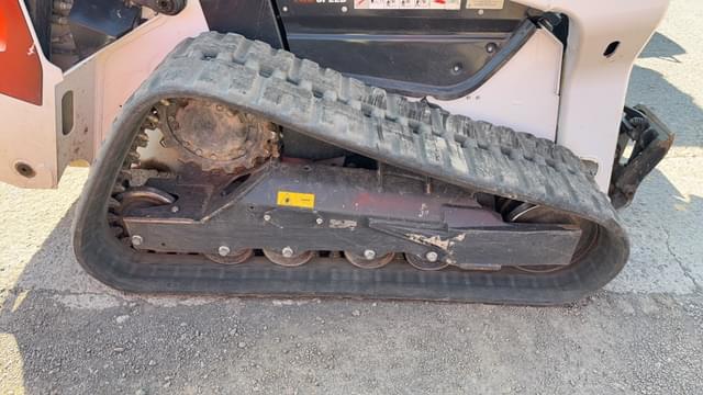 Image of Bobcat T76 equipment image 4