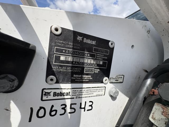 Image of Bobcat T770 equipment image 4