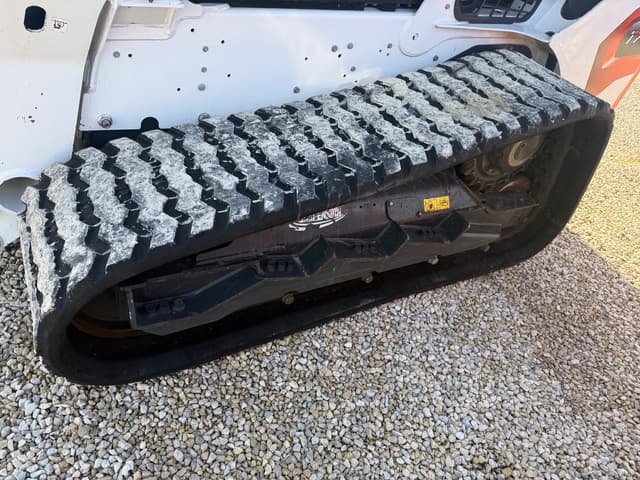 Image of Bobcat T770 equipment image 4