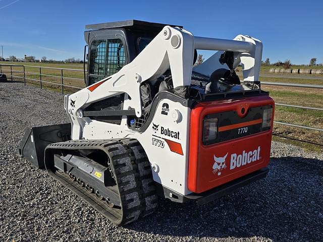 Image of Bobcat T770 equipment image 4