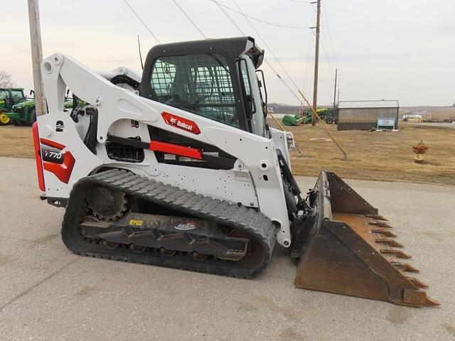 Image of Bobcat T770 equipment image 4