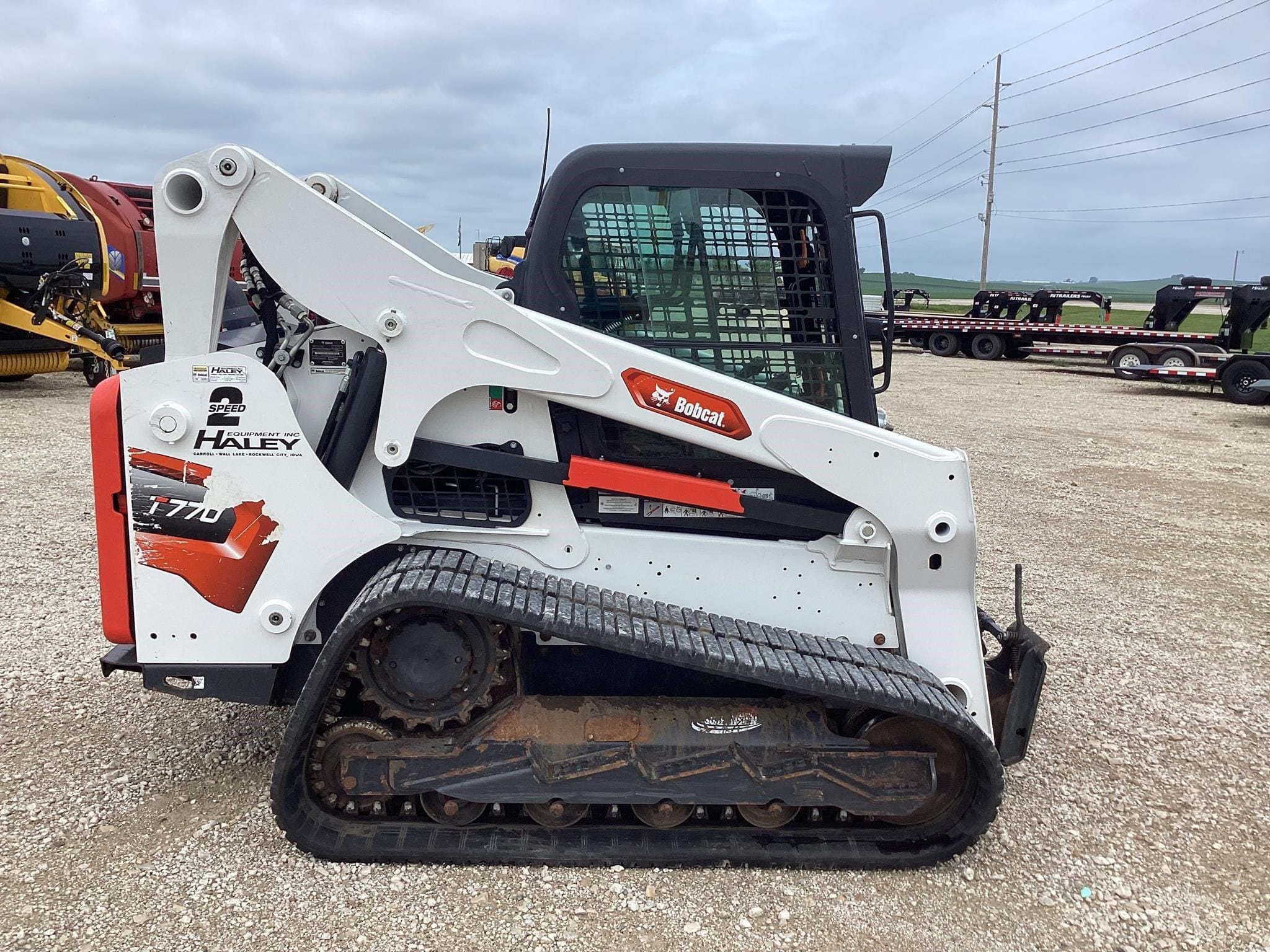 Main image Bobcat T770