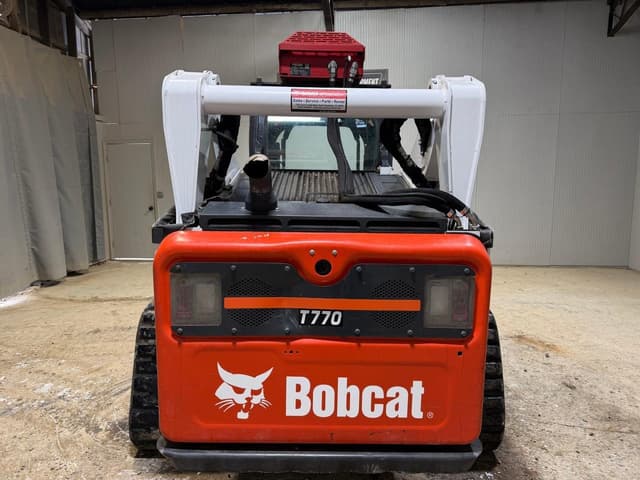 Image of Bobcat T770 equipment image 3