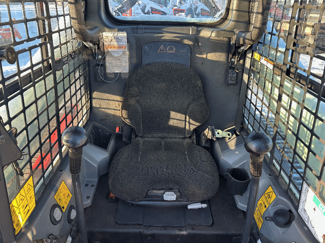 Image of Bobcat T770 equipment image 4