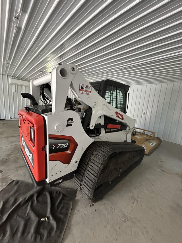 Image of Bobcat T770 equipment image 4