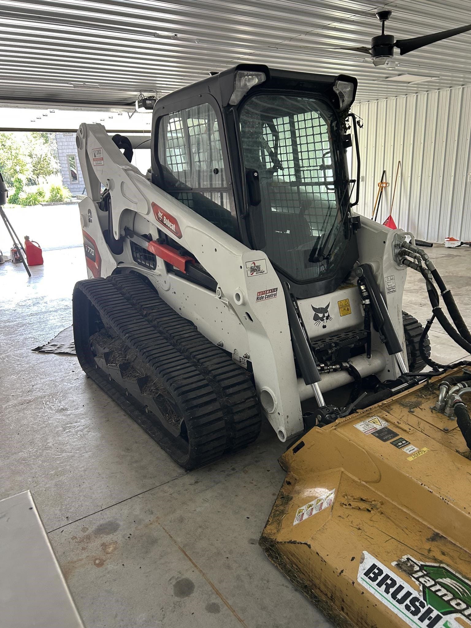 2023 Bobcat T770 Equipment Image0