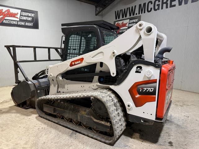 Image of Bobcat T770 equipment image 2