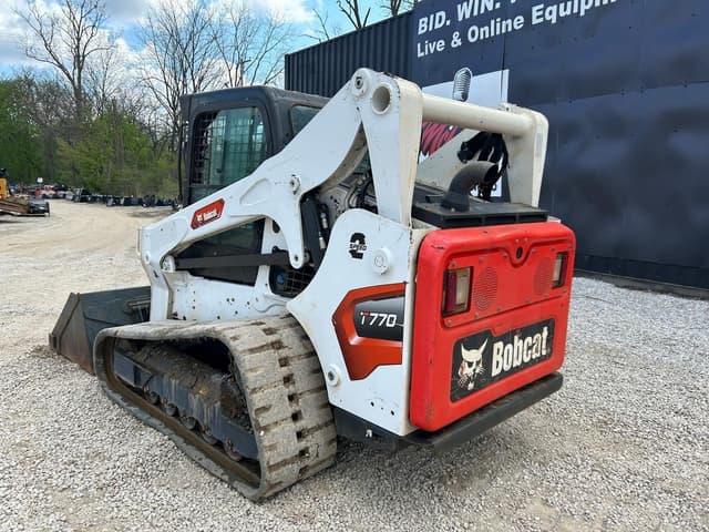 Image of Bobcat T770 equipment image 1