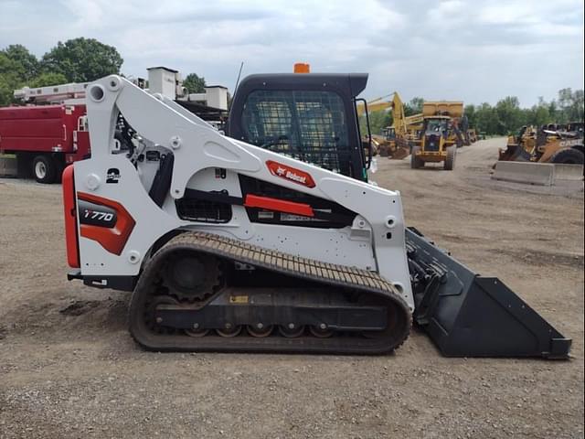 Image of Bobcat T770 equipment image 2