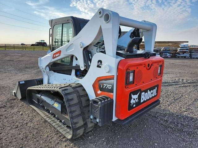 Image of Bobcat T770 equipment image 3