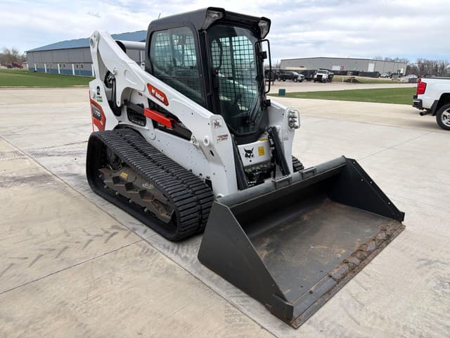 Image of Bobcat T770 equipment image 1