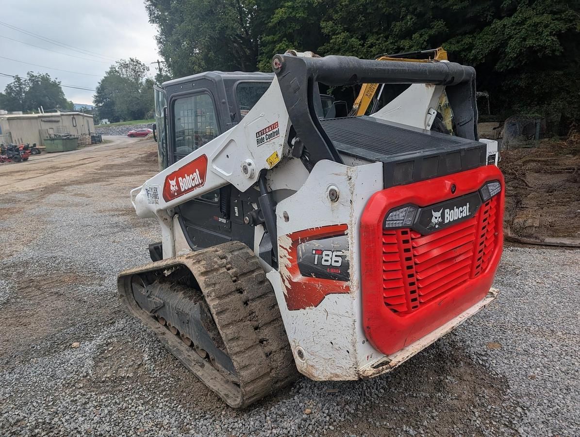 2023 Bobcat T86 Equipment Image0