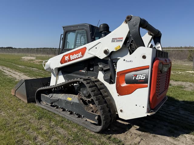 Image of Bobcat T86 equipment image 2