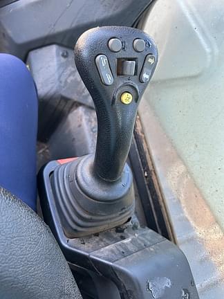 Image of Bobcat T86 equipment image 3