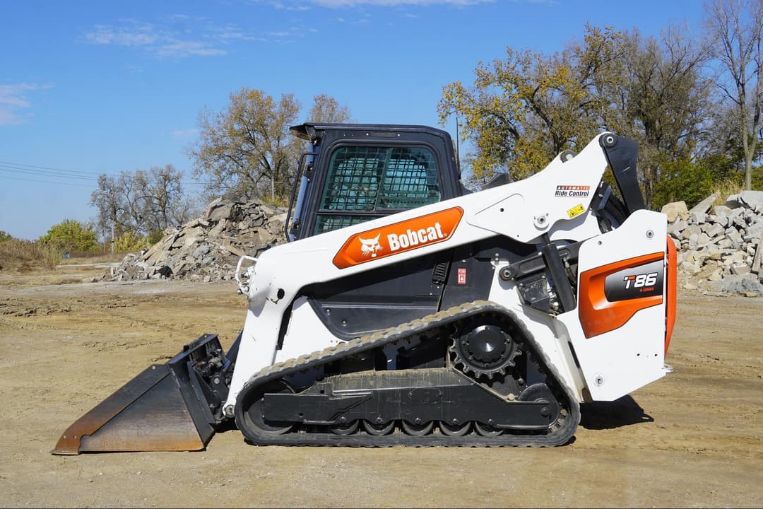 Image of Bobcat T86 Image 1