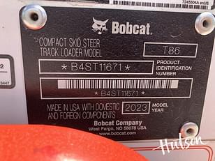 Main image Bobcat T86 11