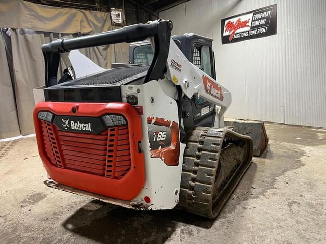 Image of Bobcat T86 equipment image 4
