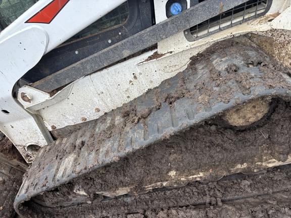 Image of Bobcat T870 equipment image 3