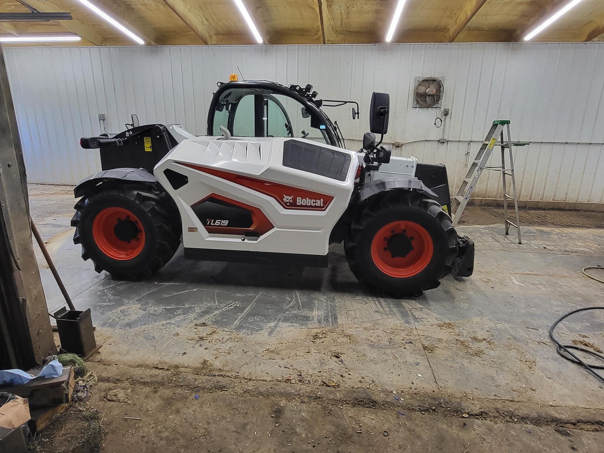 2024 Bobcat TL619 Equipment Image0